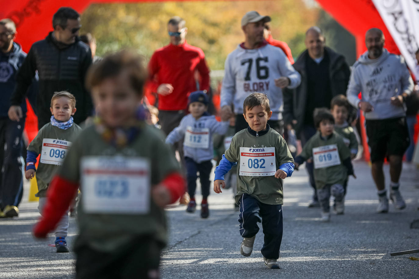 240 niños y niñas participan en la primera jornada de la sexta edición de la Carrera Universidad Ciudad de Granada