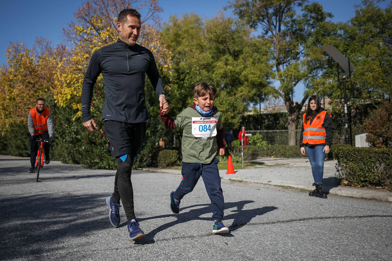 240 niños y niñas participan en la primera jornada de la sexta edición de la Carrera Universidad Ciudad de Granada