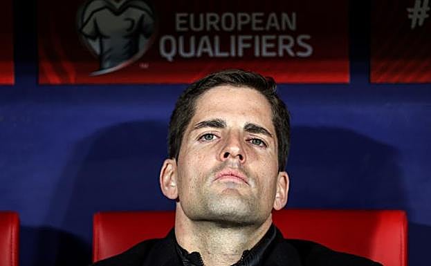 La noche más extraña de Robert Moreno termina en espantada