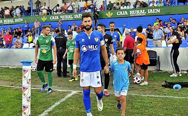 Rosales está a punto de salir de la enfermería y volver al césped. 