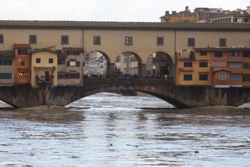 El caudal del río se eleva a su máximo en 20 años.