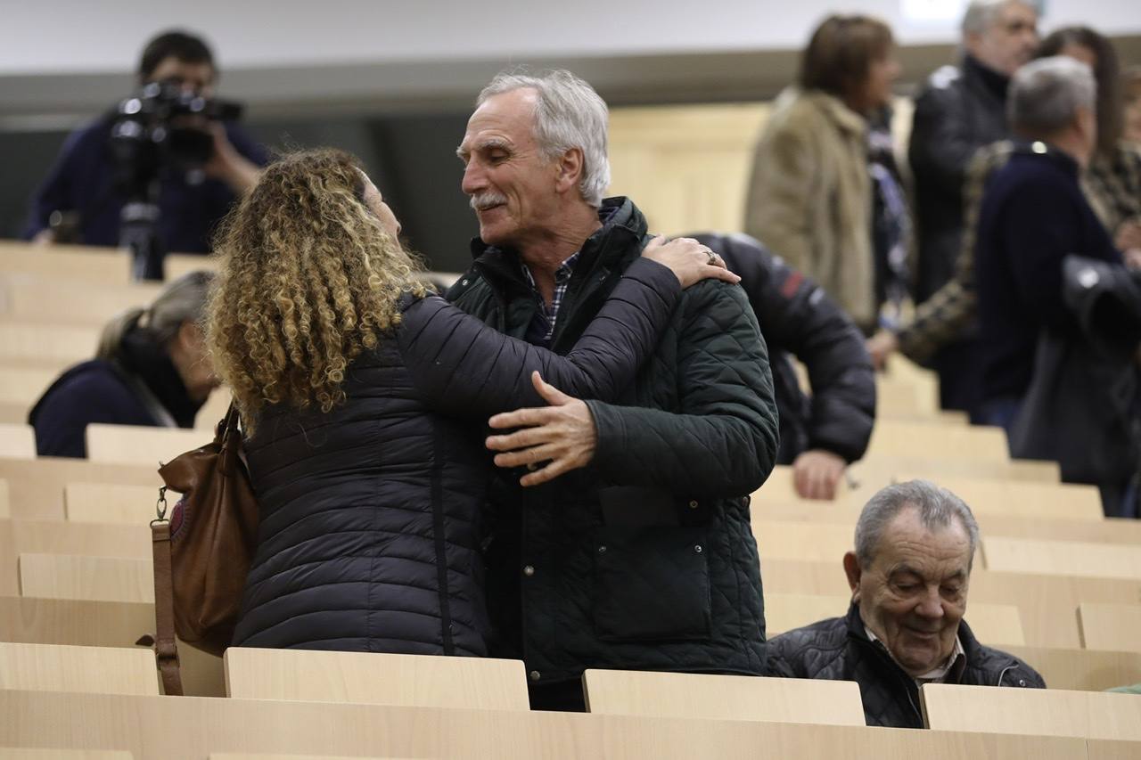 Así fue el acto en el Aula Magna de la Escuela de Arquitectura de la UGR 