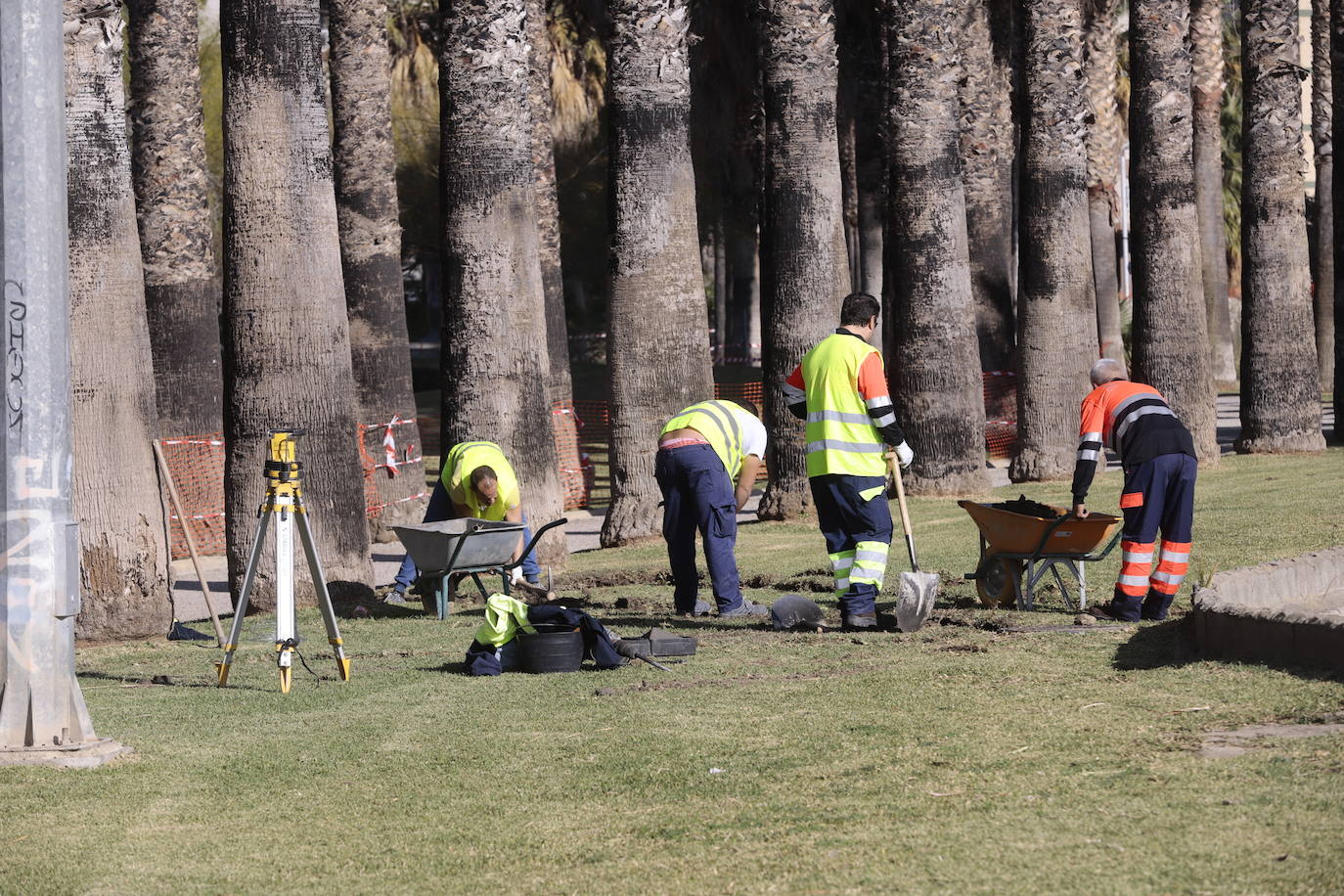 El objeto de este sendero es crear una vía accesible que mejore la movilidad a través del parque y sirva de interconexión entre la avenida de la Constitución y la avenida de Nuestra Señora de la Cabeza. 