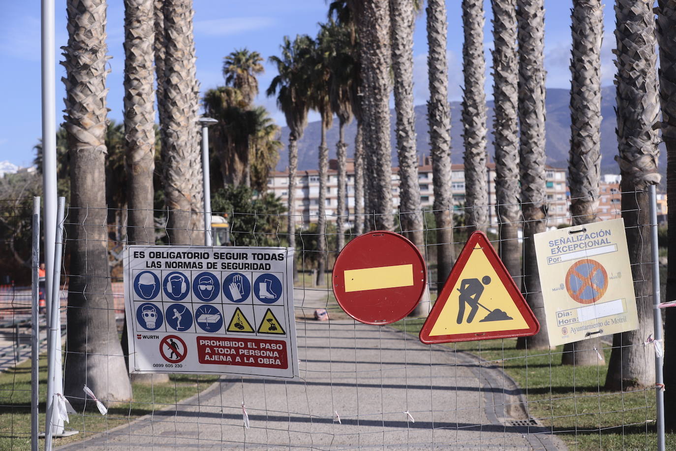 El objeto de este sendero es crear una vía accesible que mejore la movilidad a través del parque y sirva de interconexión entre la avenida de la Constitución y la avenida de Nuestra Señora de la Cabeza. 
