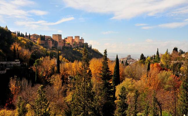 Disfruta de la otoñada de Valparaíso, el corazón del 'Valle de los Reyes'