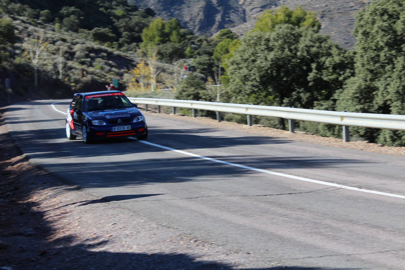 El piloto del Automóvil Club Almería ha dominado los dos primeros tramos