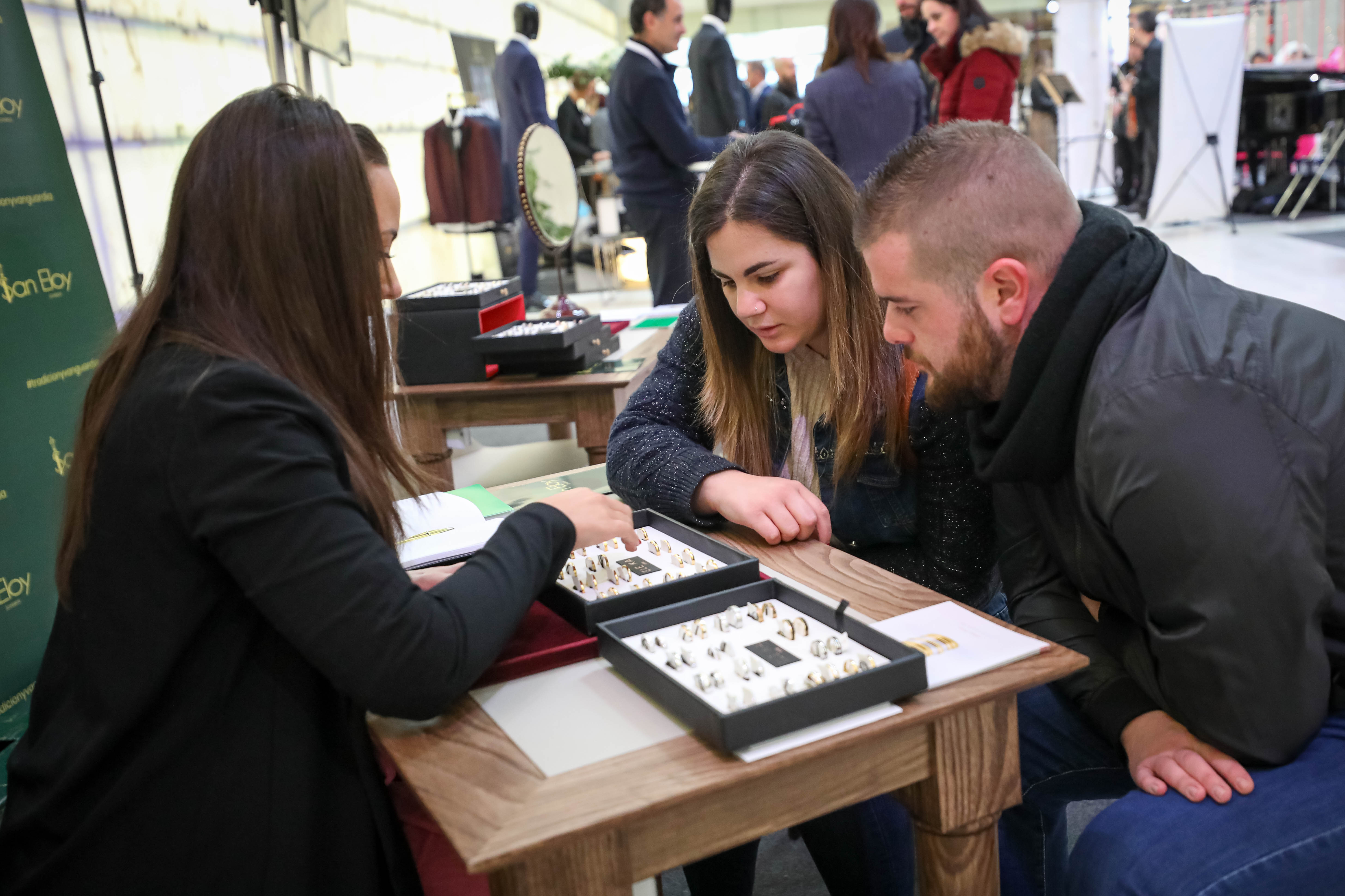 Segunda y última joranda de la feria organizada por Ideal, con gran éxito de público.