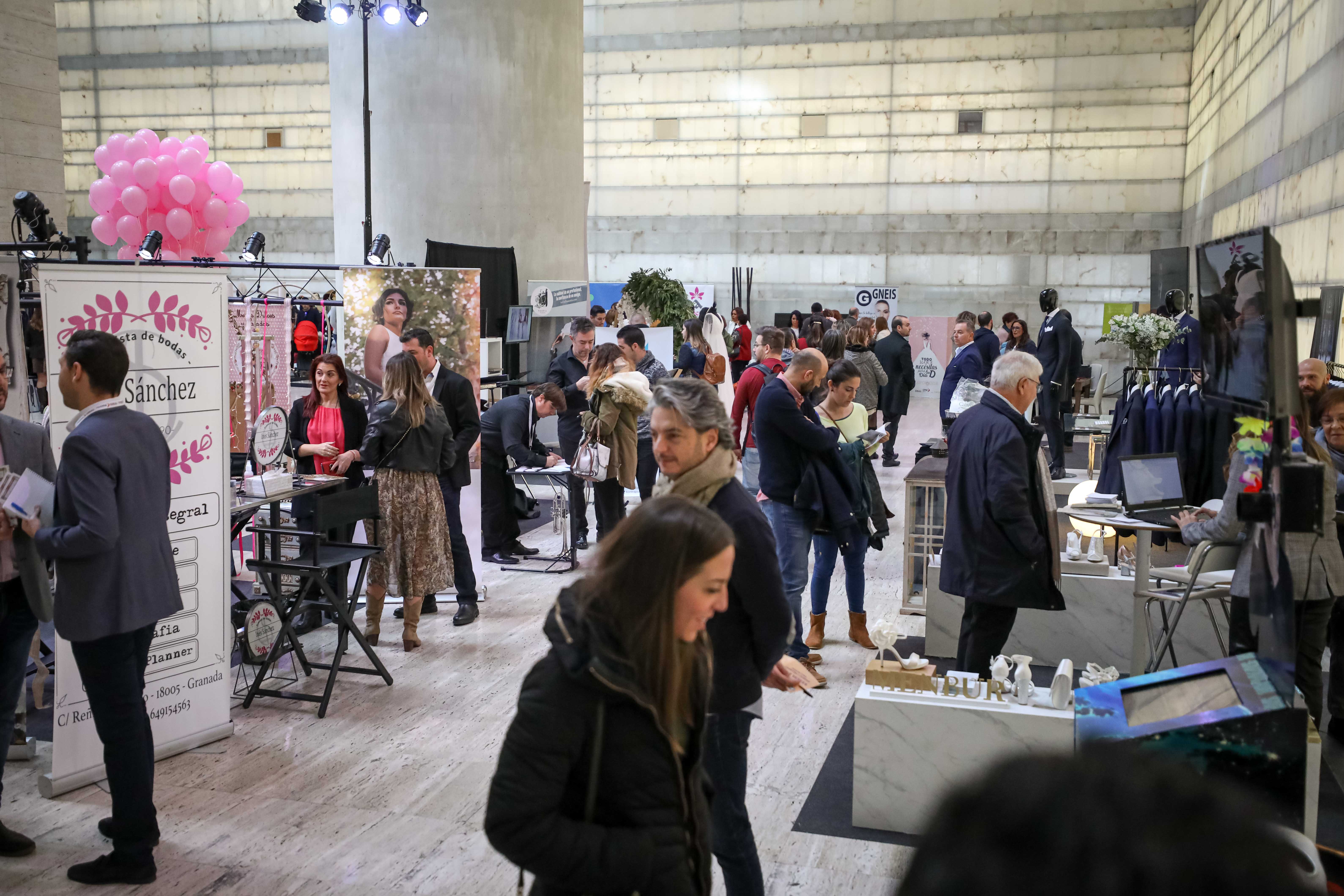 Segunda y última joranda de la feria organizada por Ideal, con gran éxito de público.