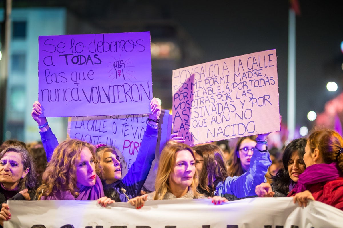 Repasa los carteles de la manifestación feminista contra la violencia de género de este 25N en Granada 