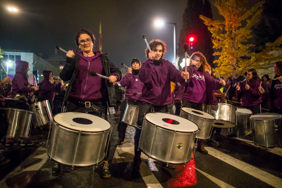 Repasa los carteles de la manifestación feminista contra la violencia de género de este 25N en Granada 