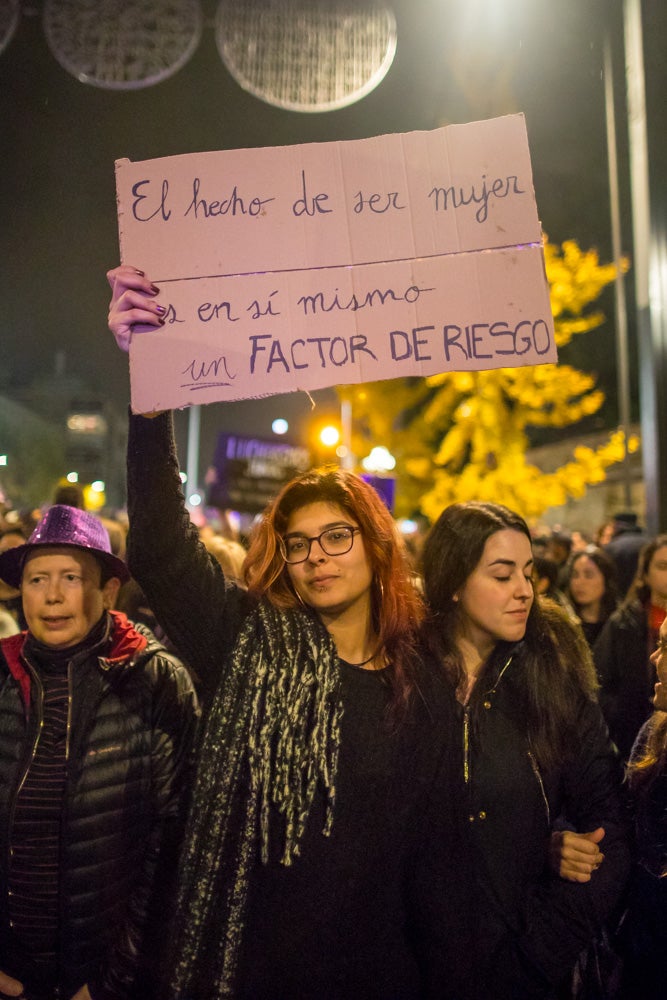 Repasa los carteles de la manifestación feminista contra la violencia de género de este 25N en Granada 