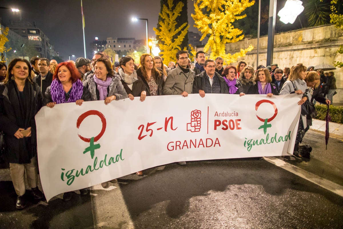 Repasa los carteles de la manifestación feminista contra la violencia de género de este 25N en Granada 
