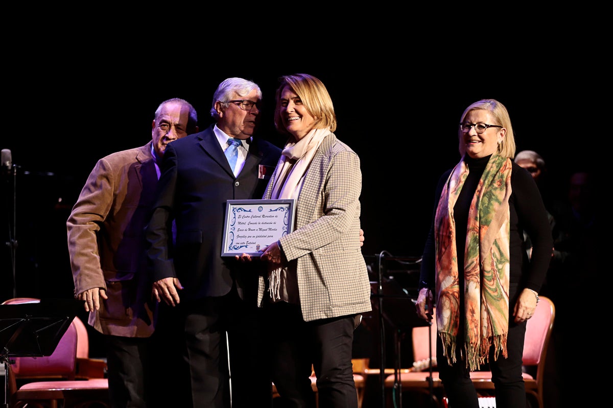 La entidad cumplía 89 años y varios de sus miembros recibieron un merecido homenaje