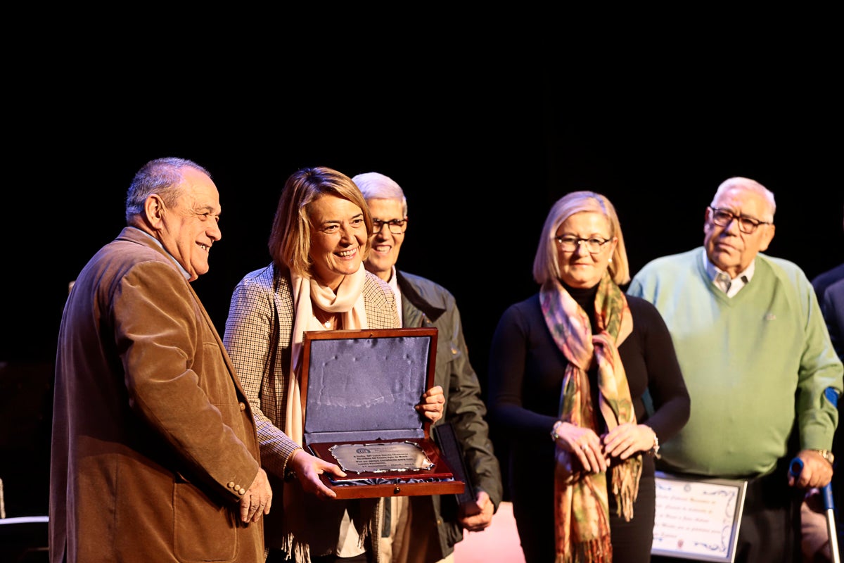 La entidad cumplía 89 años y varios de sus miembros recibieron un merecido homenaje