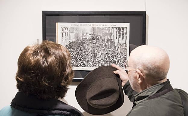 Manifestación anticaciquil de Granada en febrero de 1919.