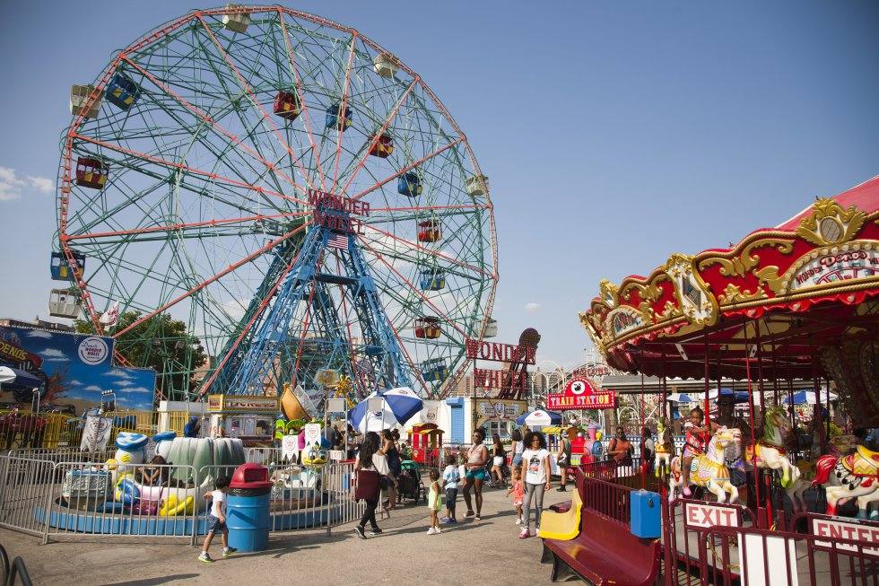 Deno’s Wonder Wheel (Coney Island) 