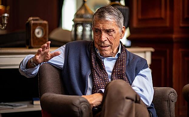 Fernando Aleu fotografiado en Granada.