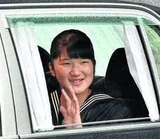 La princesa Aiko, a su llegada al Palacio Imperial, en Tokio.