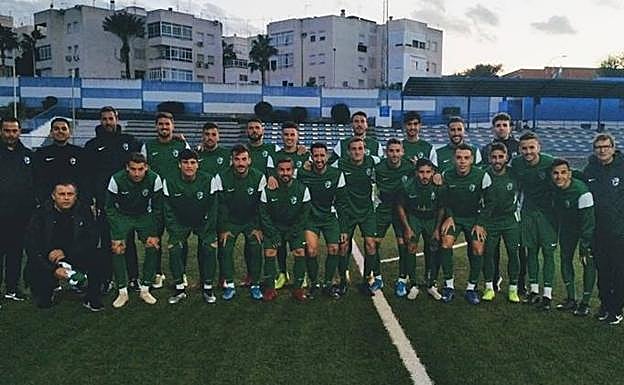 Componentes de la selección andaluza senior antes de una de las últimas sesiones de entrenamiento.