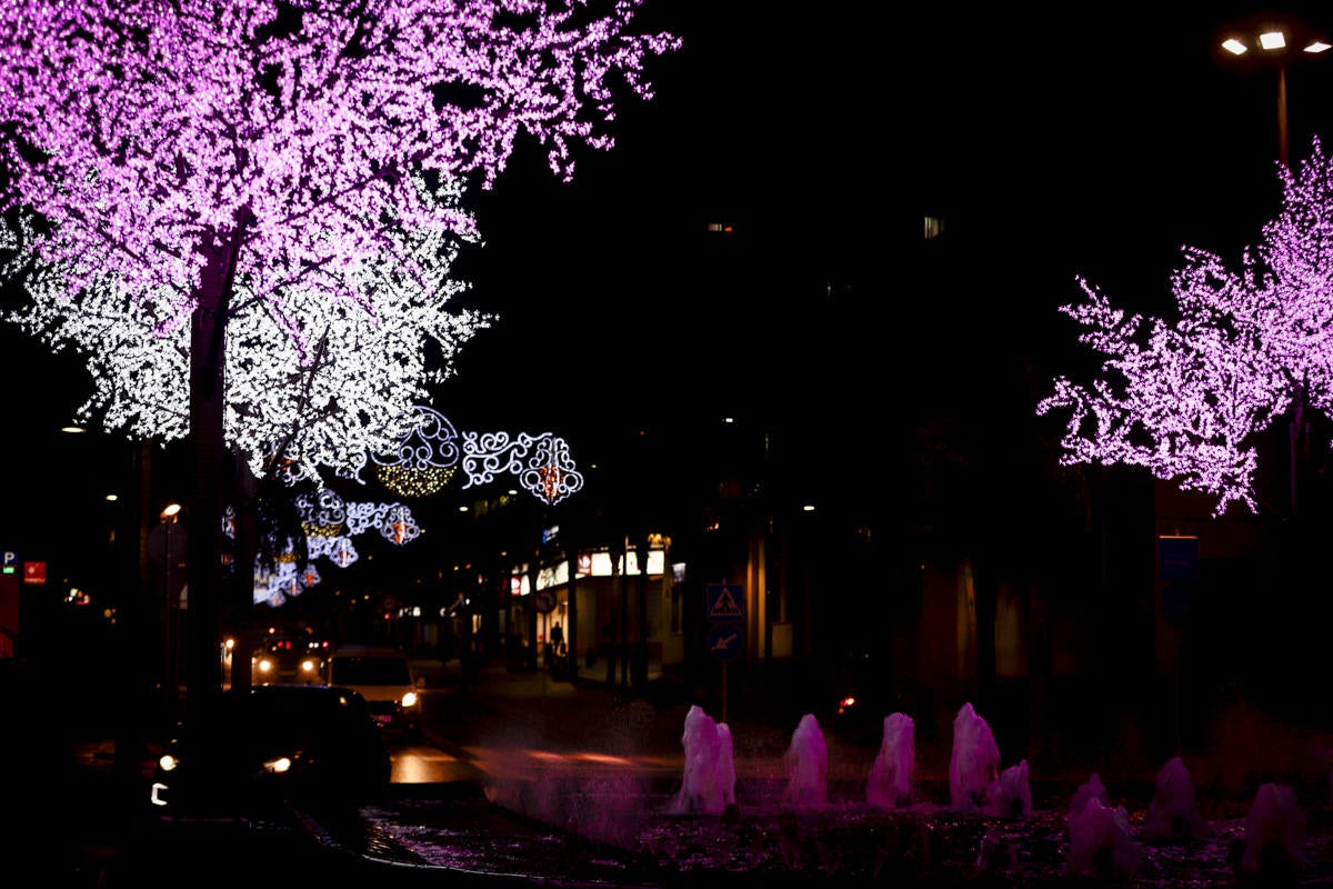 Un millón de bombillas brillarán en las calles de la ciudad hasta después de Reyes