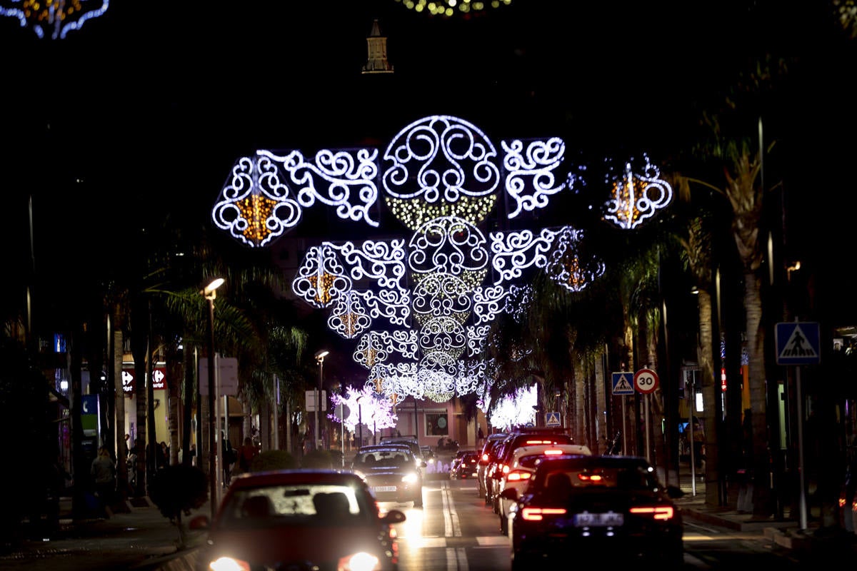 Un millón de bombillas brillarán en las calles de la ciudad hasta después de Reyes
