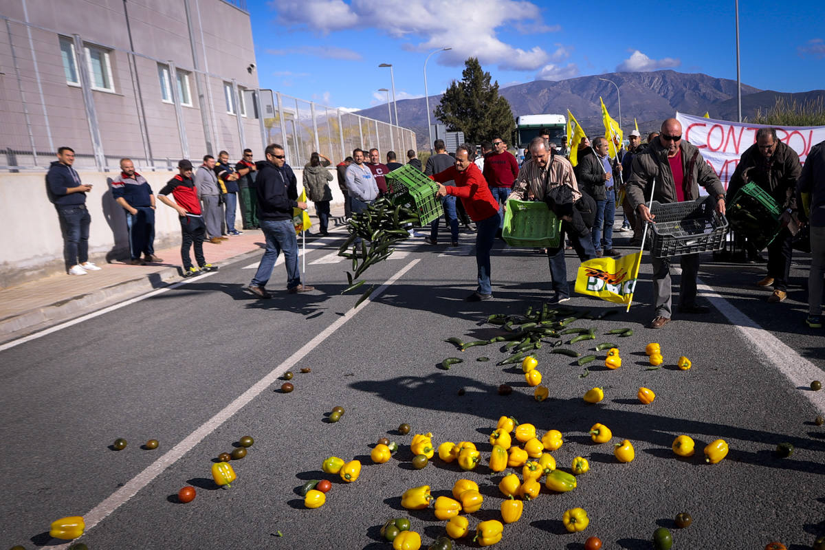 Aseguran que si la situación no cambia están abocados a una «guerra» por la supervivencia y anuncian futuras movilizaciones