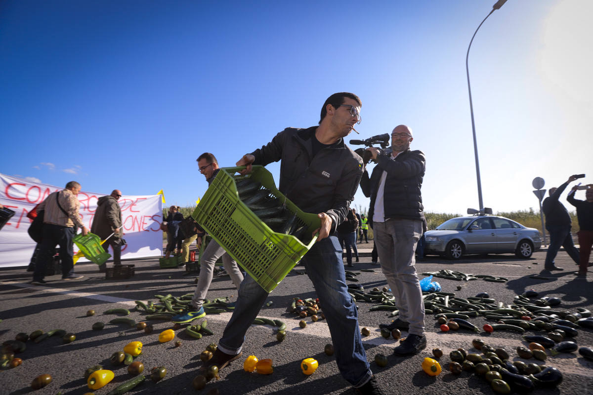 Aseguran que si la situación no cambia están abocados a una «guerra» por la supervivencia y anuncian futuras movilizaciones