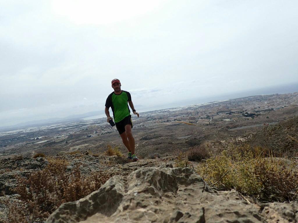 Medio millar de atletas han participado en la quinta edición de la Ultra Maratón Costa de Almería