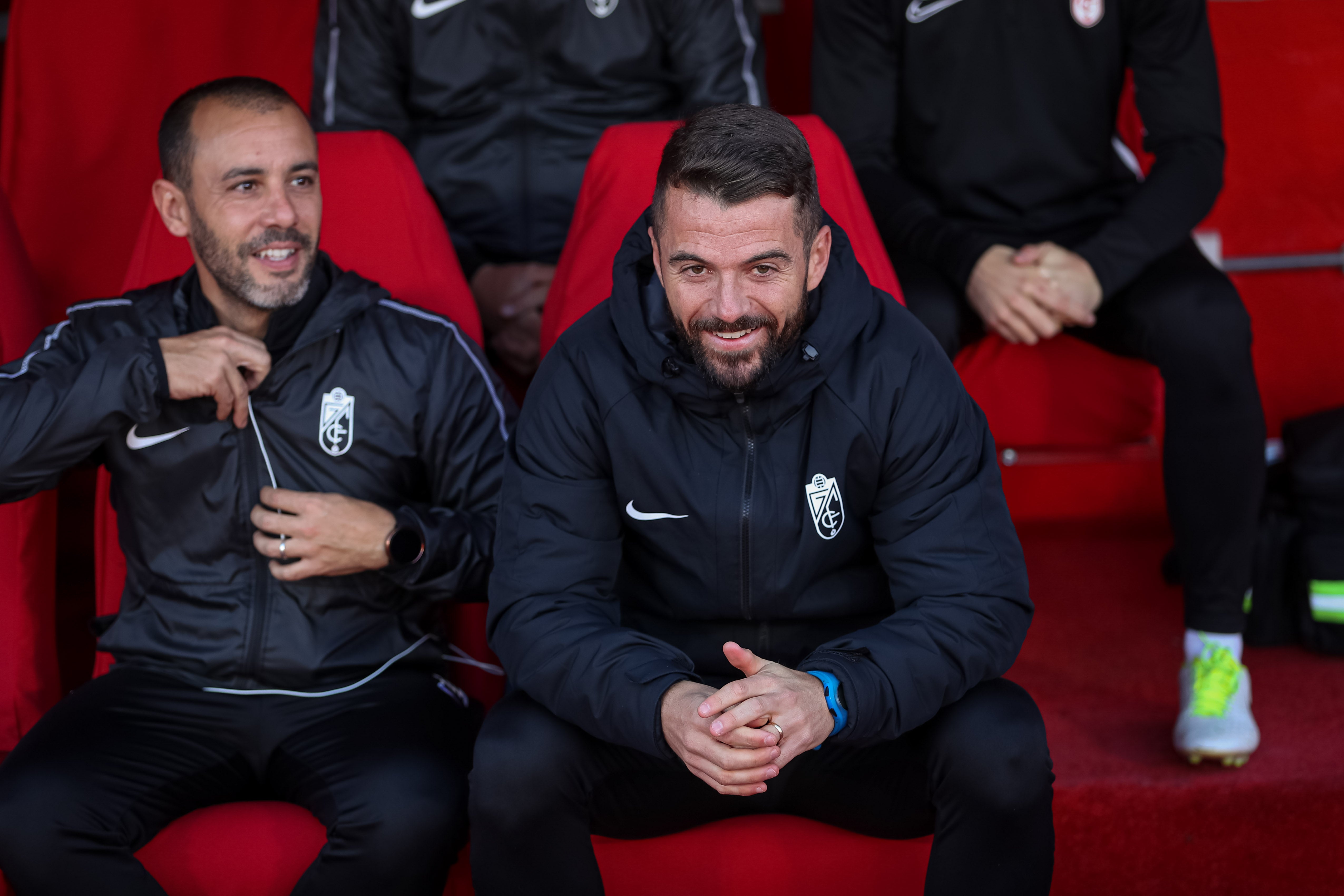 Repasa los mejores momentos del choque que ha enfrentado a dos rivales directos en Los Cármenes