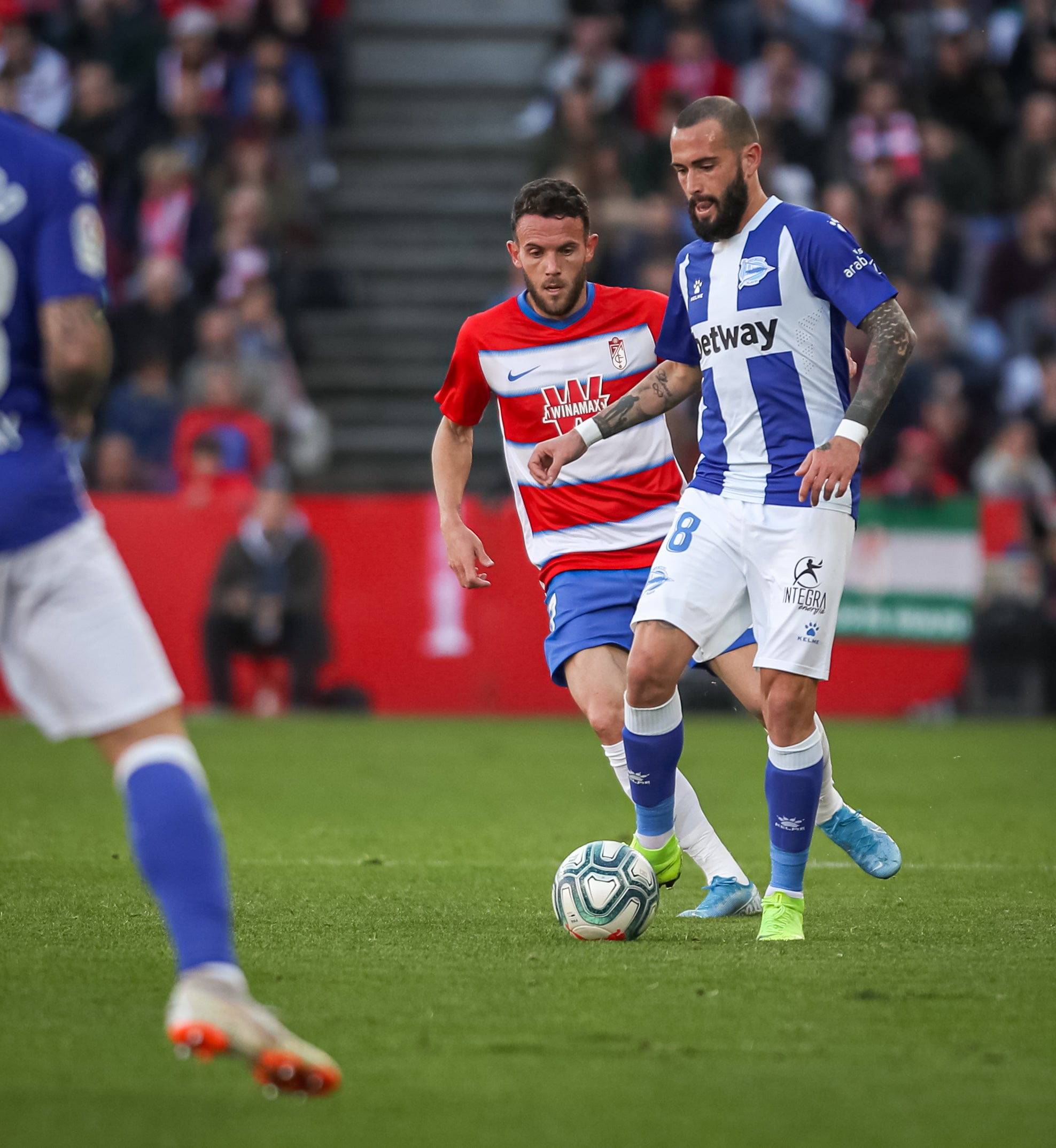 Repasa los mejores momentos del choque que ha enfrentado a dos rivales directos en Los Cármenes