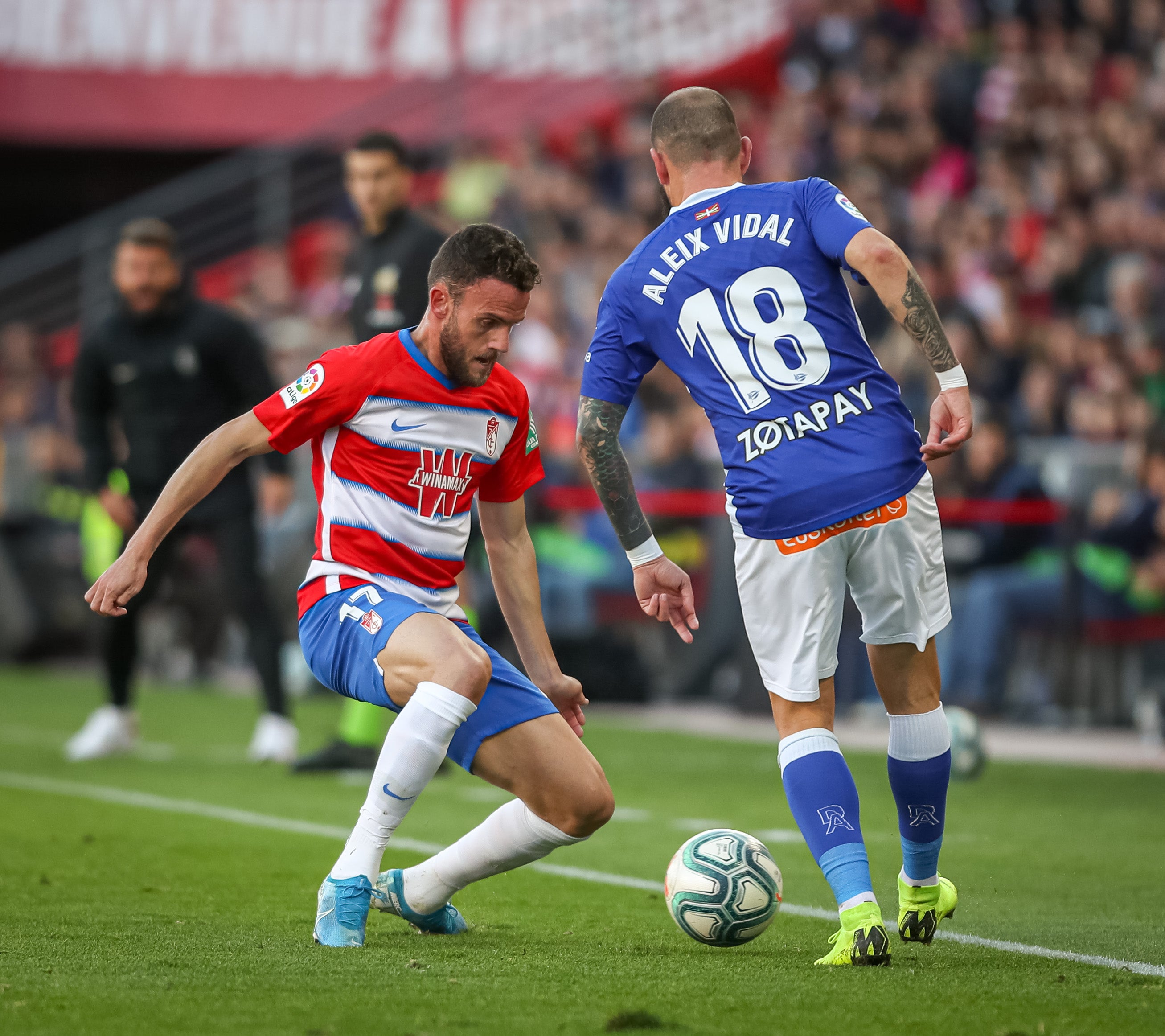 Repasa los mejores momentos del choque que ha enfrentado a dos rivales directos en Los Cármenes