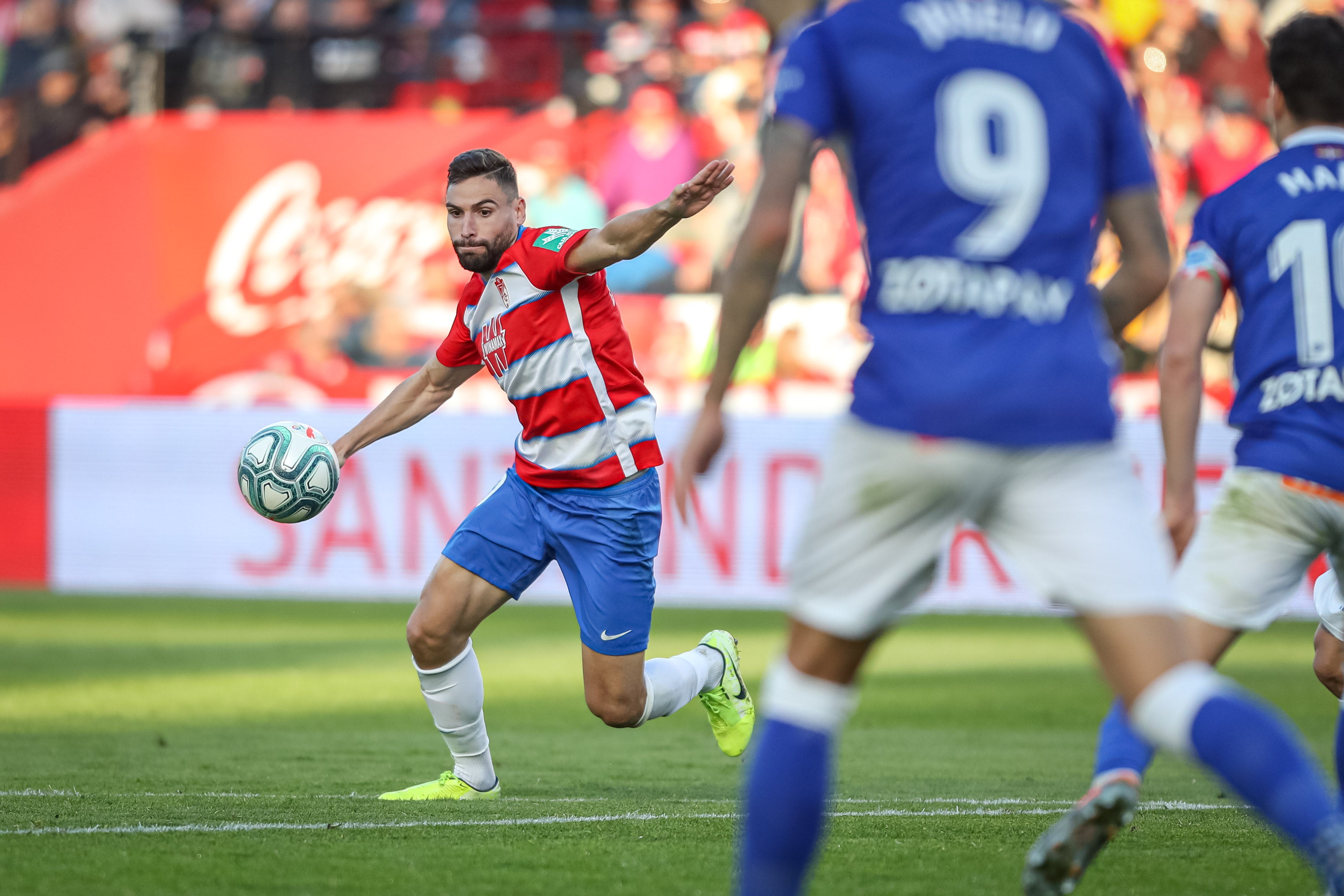 Repasa los mejores momentos del choque que ha enfrentado a dos rivales directos en Los Cármenes