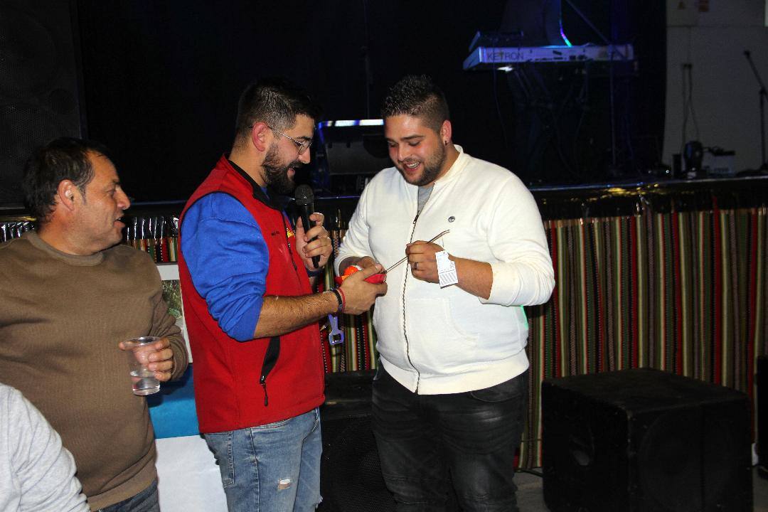 Hubo bingo, sorteos, borrachuelos y rosetas. Yegen cuenta con uno de los salones culturales y de fiestas más grandes de la comarca de La Alpujarra 