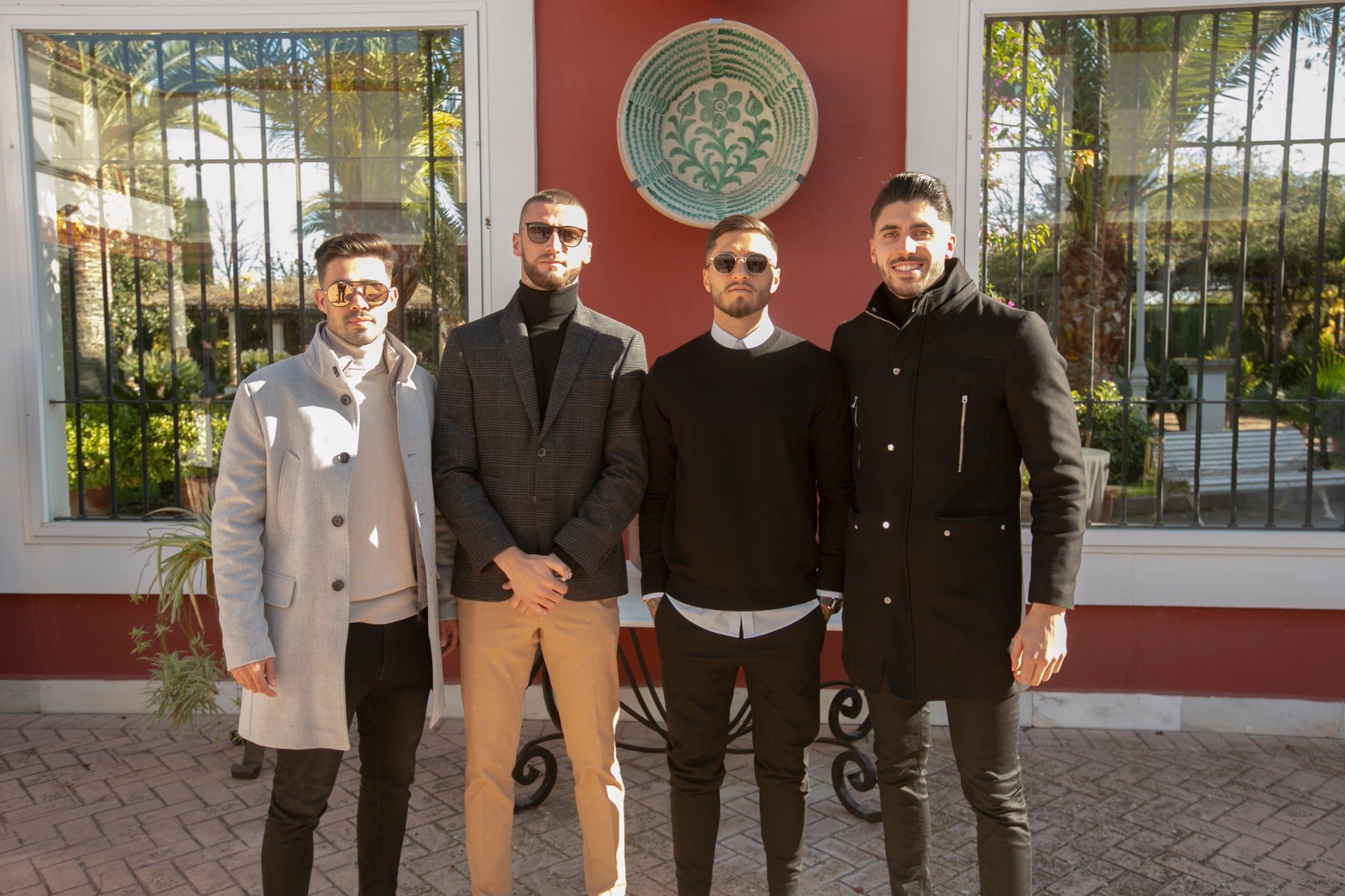 Futbolistas, miembros de los diferentes cuerpos técnicos y directivos en la comida de Navidad del Granada