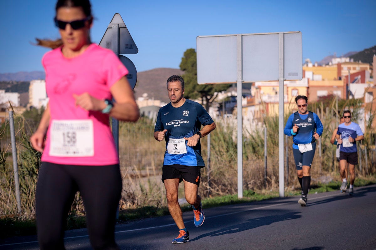 La XX Subida Pedestre al Conjuro arrancó a las 10 de la mañana, y los corredores tuvieron que enfrentarse a 17,8 kilometros en una mañana soleada