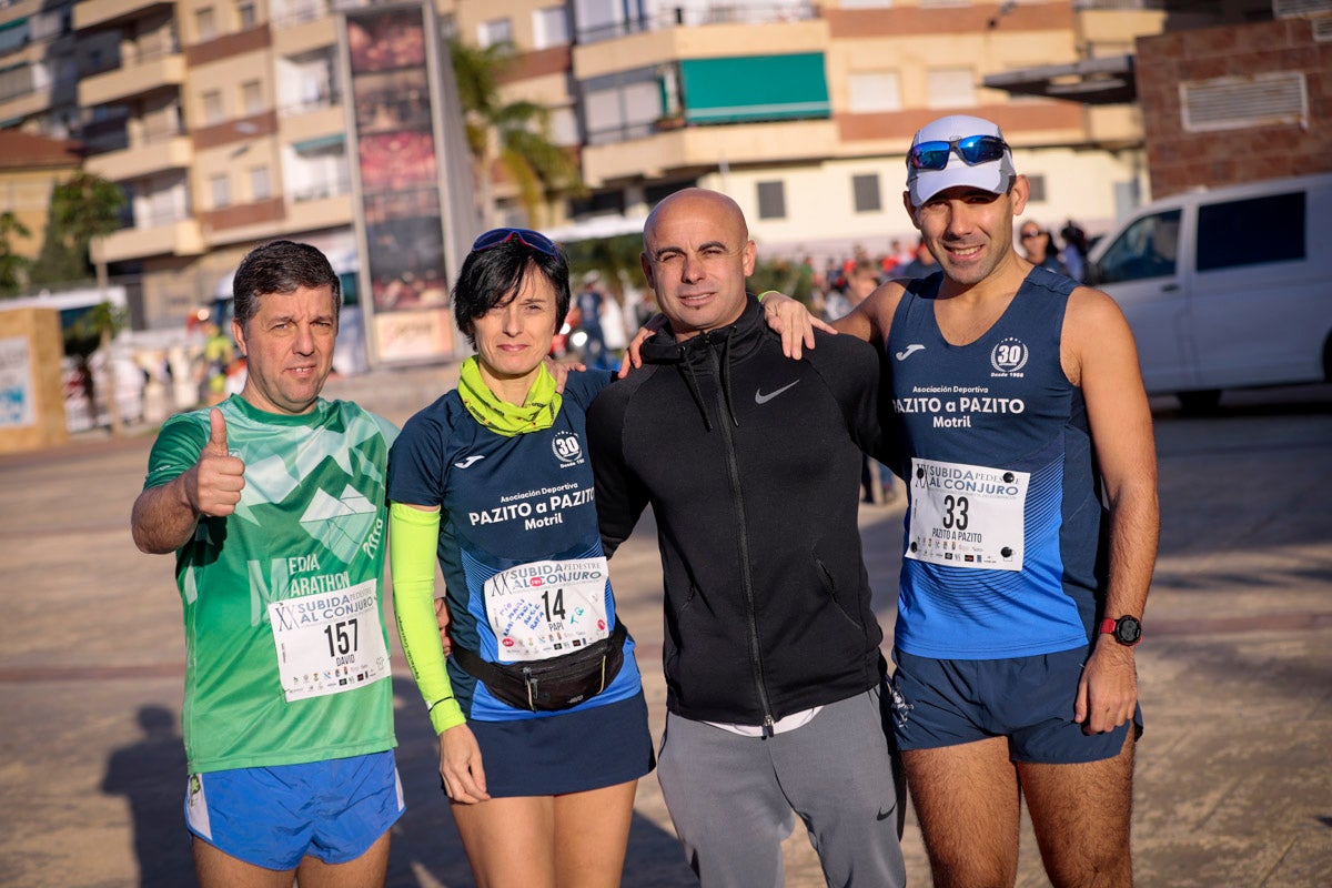La XX Subida Pedestre al Conjuro arrancó a las 10 de la mañana, y los corredores tuvieron que enfrentarse a 17,8 kilometros en una mañana soleada