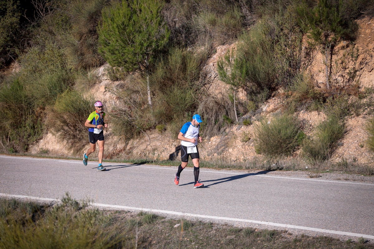 La XX Subida Pedestre al Conjuro arrancó a las 10 de la mañana, y los corredores tuvieron que enfrentarse a 17,8 kilometros en una mañana soleada
