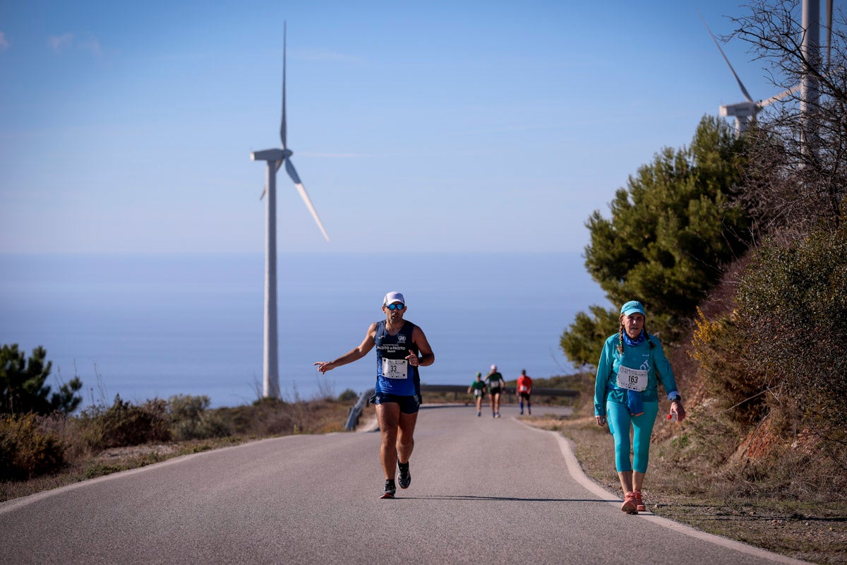La XX Subida Pedestre al Conjuro arrancó a las 10 de la mañana, y los corredores tuvieron que enfrentarse a 17,8 kilometros en una mañana soleada