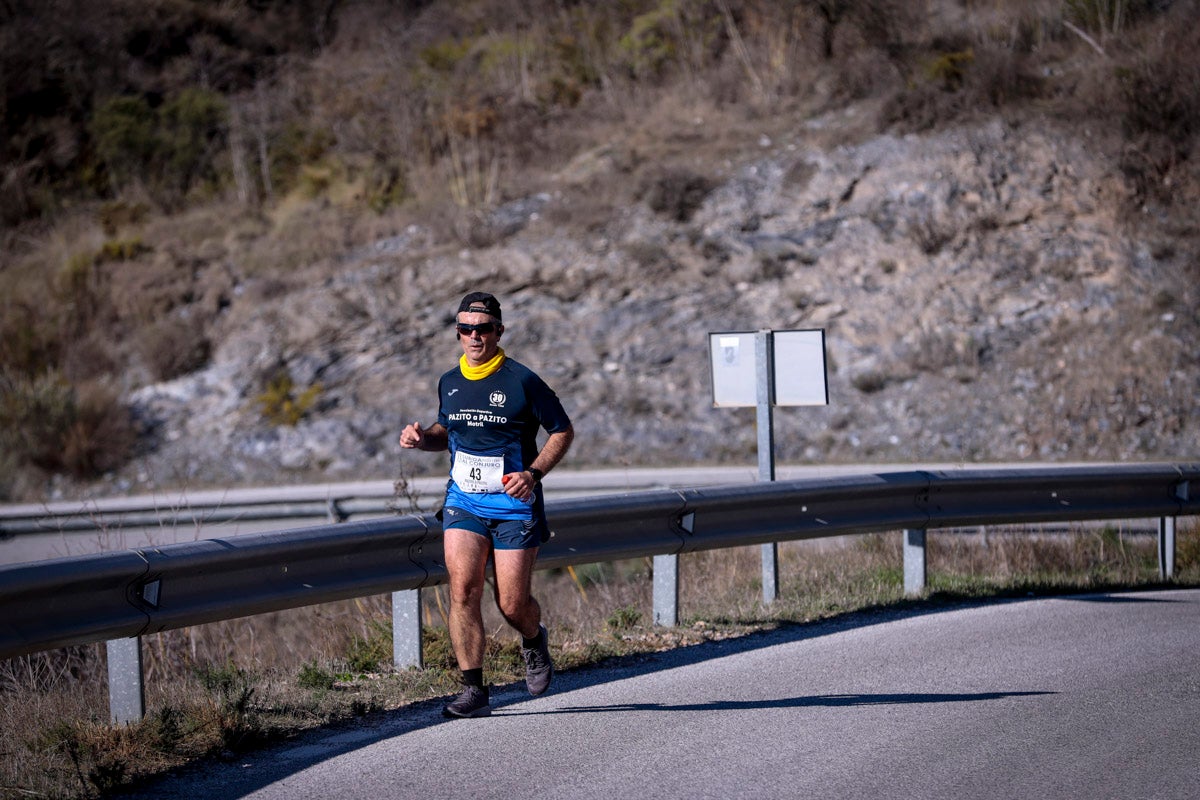 La XX Subida Pedestre al Conjuro arrancó a las 10 de la mañana, y los corredores tuvieron que enfrentarse a 17,8 kilometros en una mañana soleada