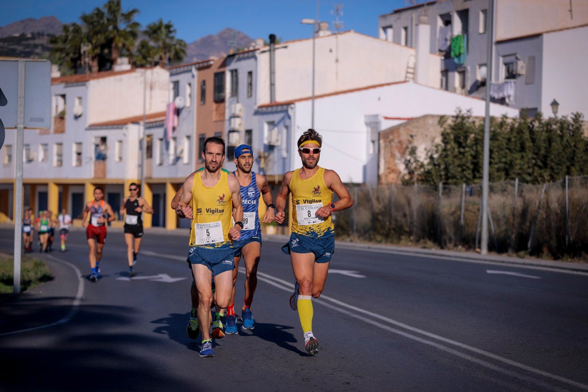 La XX Subida Pedestre al Conjuro arrancó a las 10 de la mañana, y los corredores tuvieron que enfrentarse a 17,8 kilometros en una mañana soleada