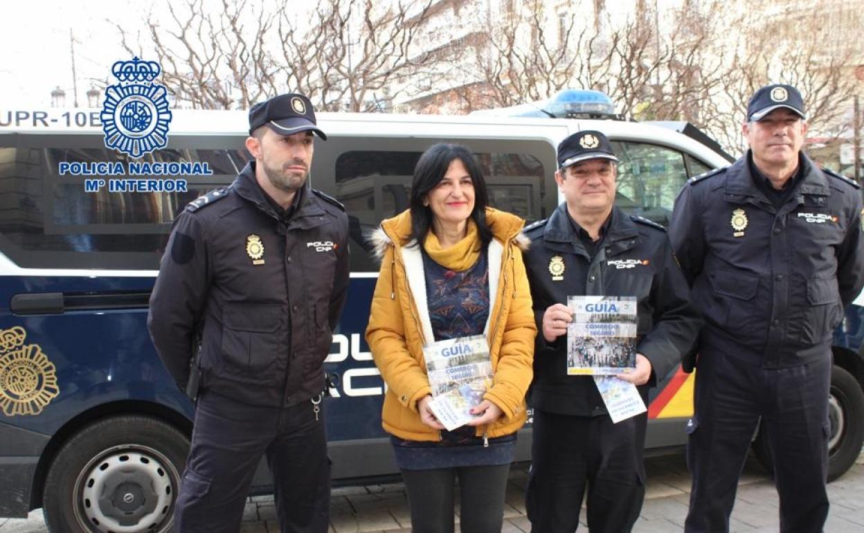 Robos En Granada | La Policía Blinda Contra El Hurto Y Los Carteristas ...