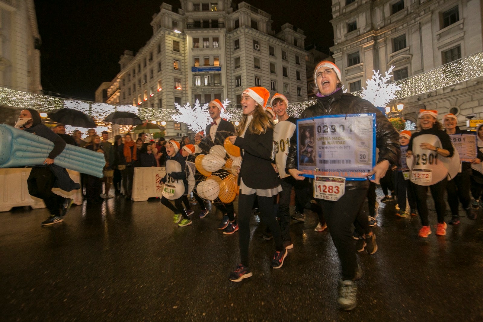 La 28° edición volvió a llenar de color las calles de la capital con sus tradicionales disfraces y sus casi dos mil corredores