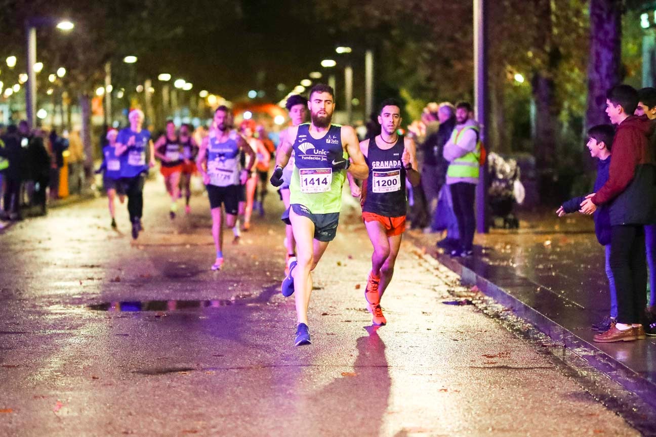 La 28° edición volvió a llenar de color las calles de la capital con sus tradicionales disfraces y sus casi dos mil corredores