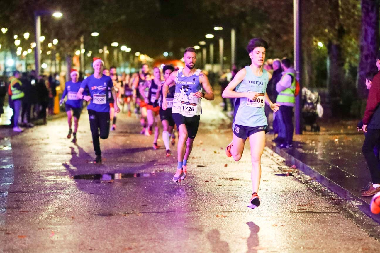 La 28° edición volvió a llenar de color las calles de la capital con sus tradicionales disfraces y sus casi dos mil corredores