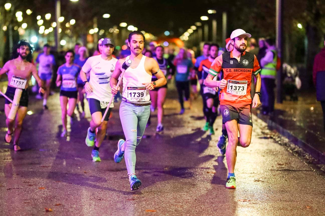 La 28° edición volvió a llenar de color las calles de la capital con sus tradicionales disfraces y sus casi dos mil corredores