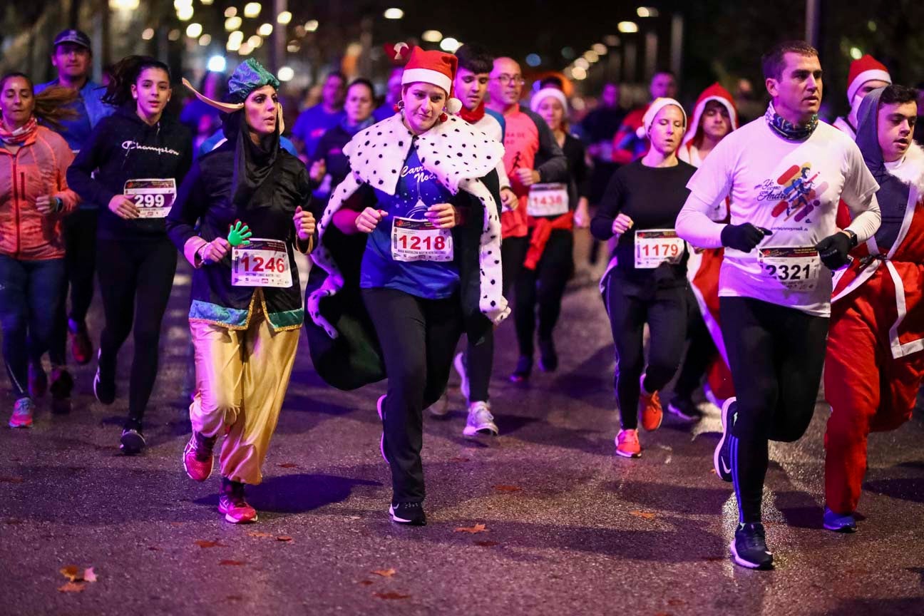 La 28° edición volvió a llenar de color las calles de la capital con sus tradicionales disfraces y sus casi dos mil corredores