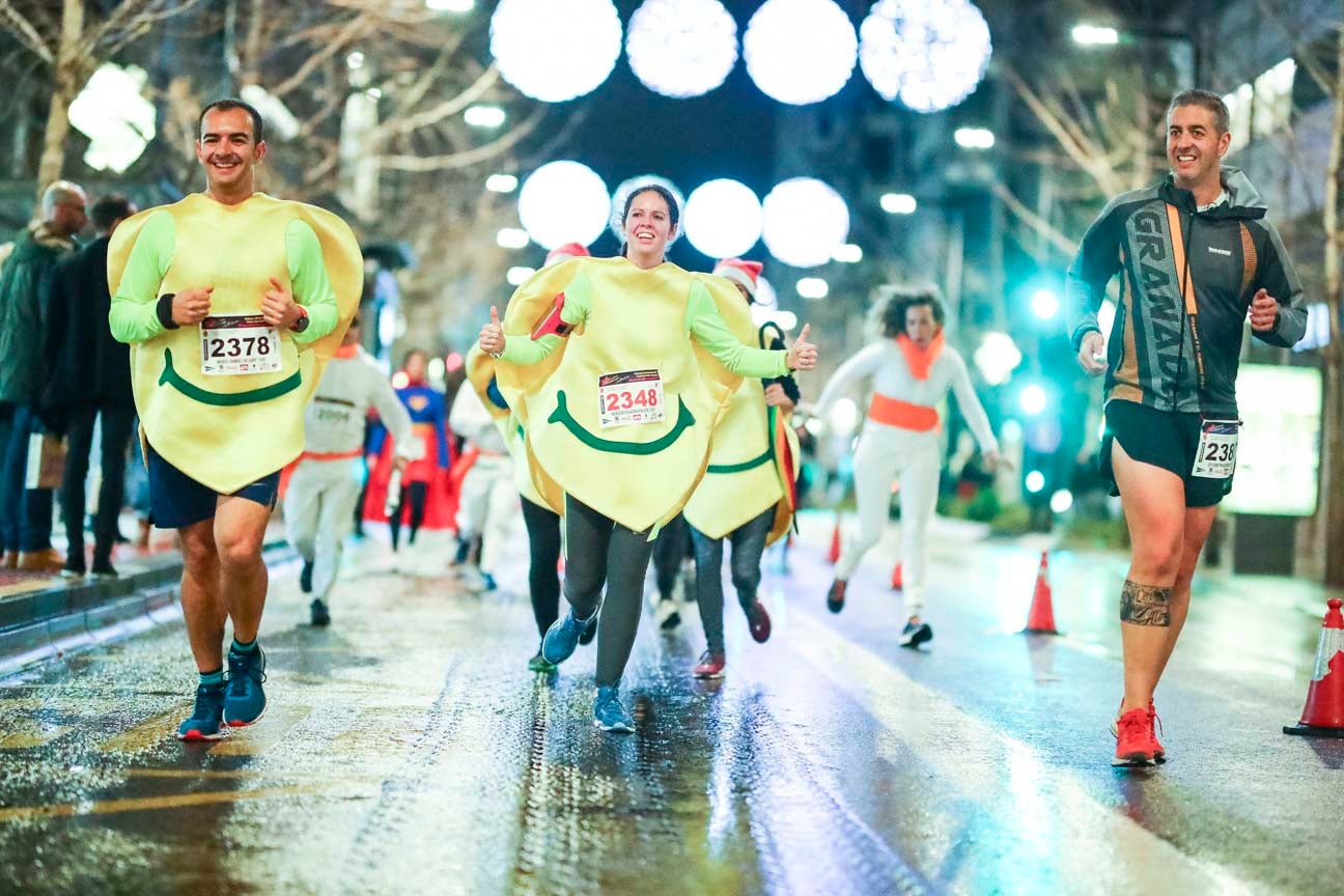 La 28° edición volvió a llenar de color las calles de la capital con sus tradicionales disfraces y sus casi dos mil corredores