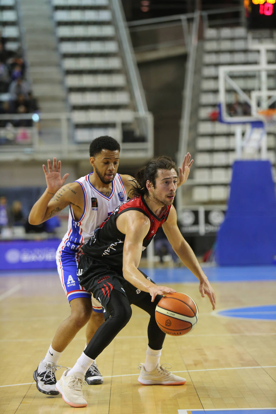 Jugada del partido del Covirán en Alicante