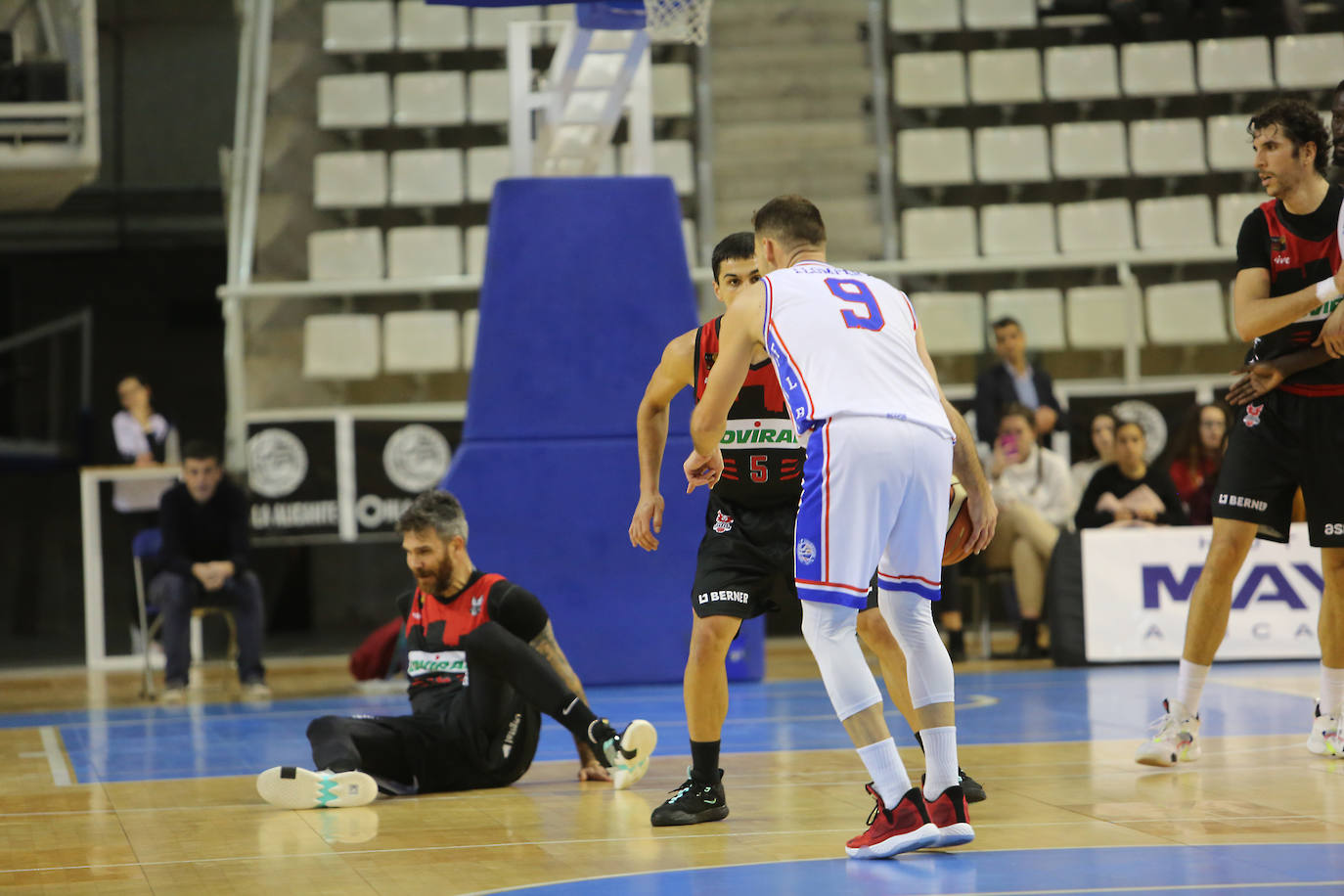 Jugada del partido del Covirán en Alicante