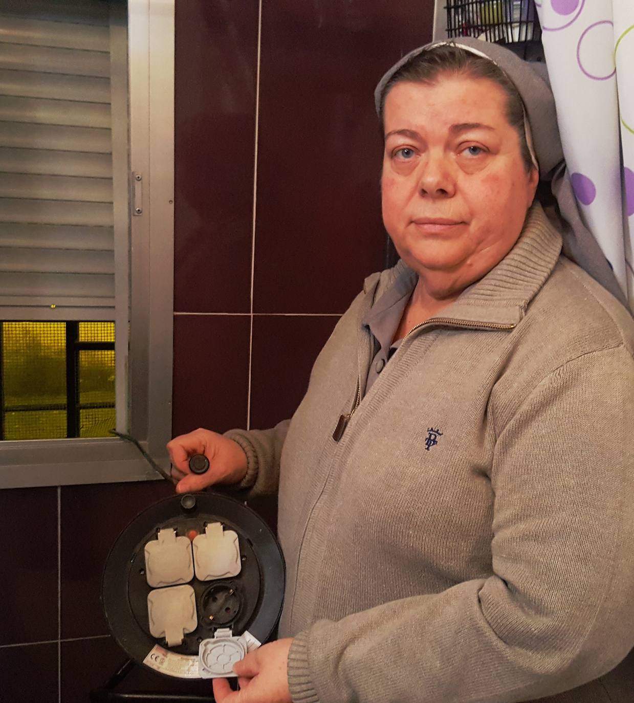 IDEAL pasa la noche en las calles del distrito, en las que hizo acto de presencia la alegría y la música